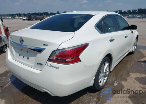 2014 Nissan Altima 2.5 Sv z USA, uszkodzony, nr VIN 1N4AL3AP2EN238800
